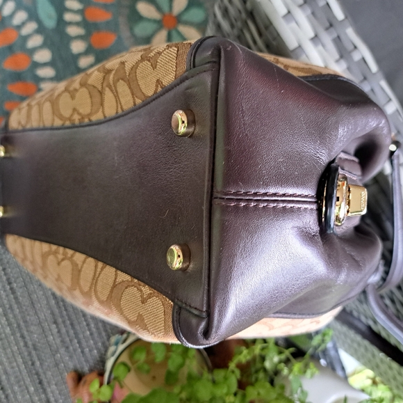 COACH EDIE G1680 Khaki Canvs Signatur and Brown Leather Shoulder Bag Excellent - Picture 12 of 15